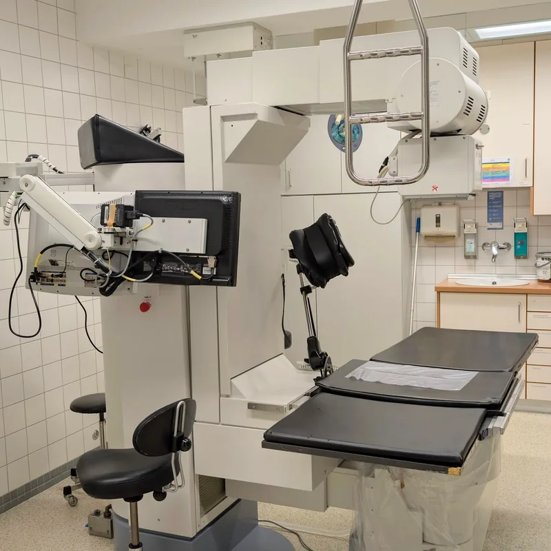 imaging-058 X-ray room equipment in a diagnostic imaging clinic